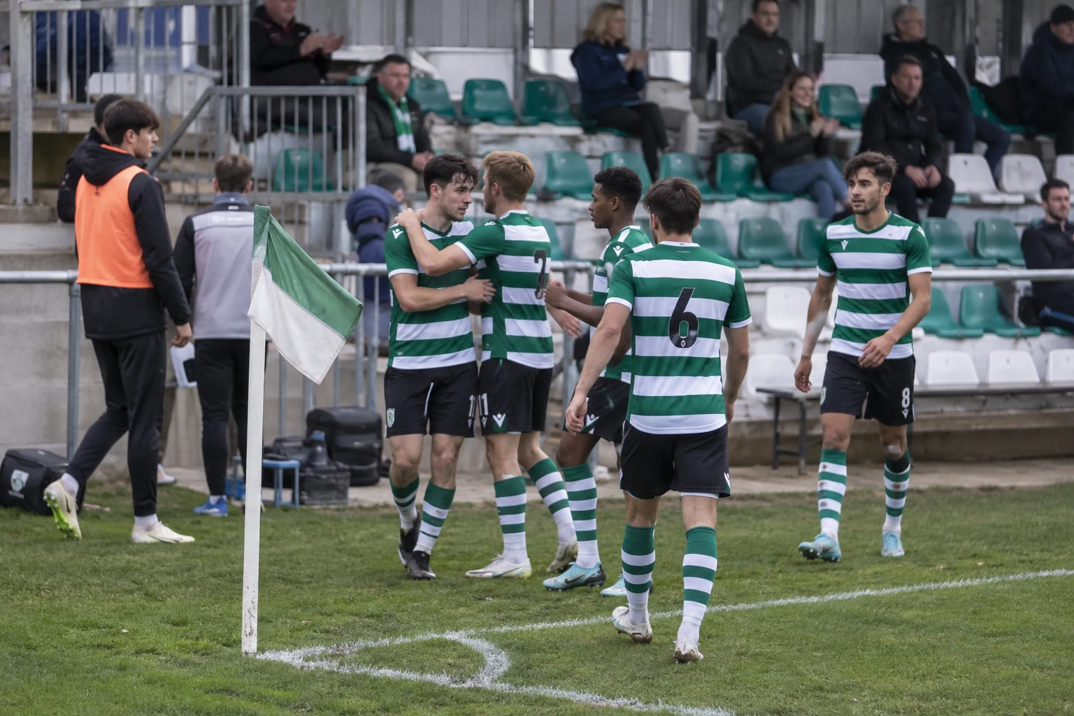 Sporting håller sviten utan förlust vid liv